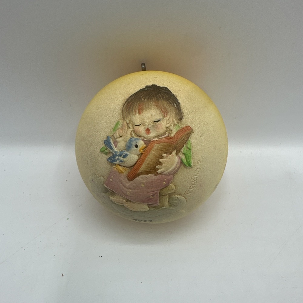 Christmas ANRI Ferrandiz 1977 Limited Edition Singing Ball Ornament Hand-Crafted
